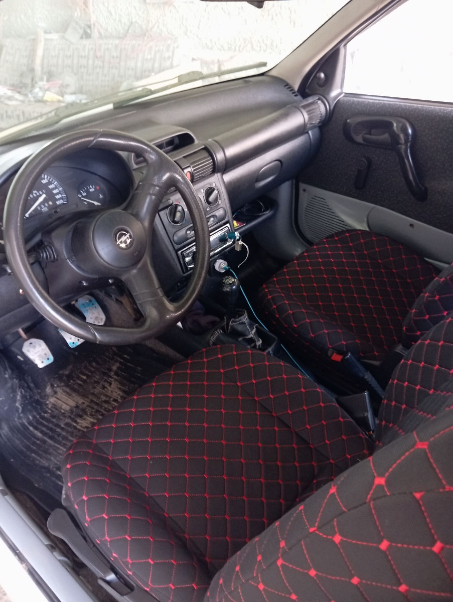 Opel Corsa фото 4