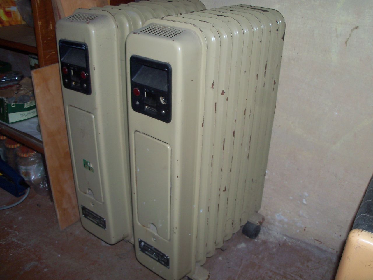 Радиаторы Масляные на колесиках с переключателями на 500 вт. и на 1000 ...