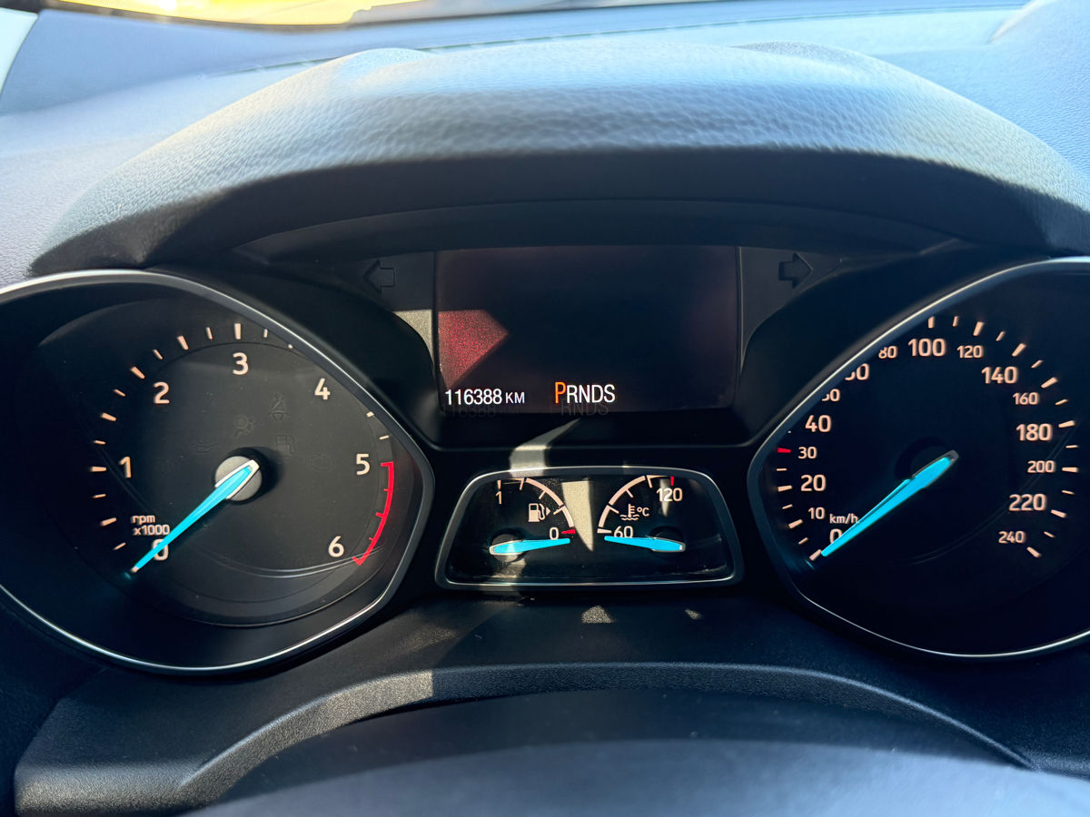 Ford Kuga 2017 photo 18