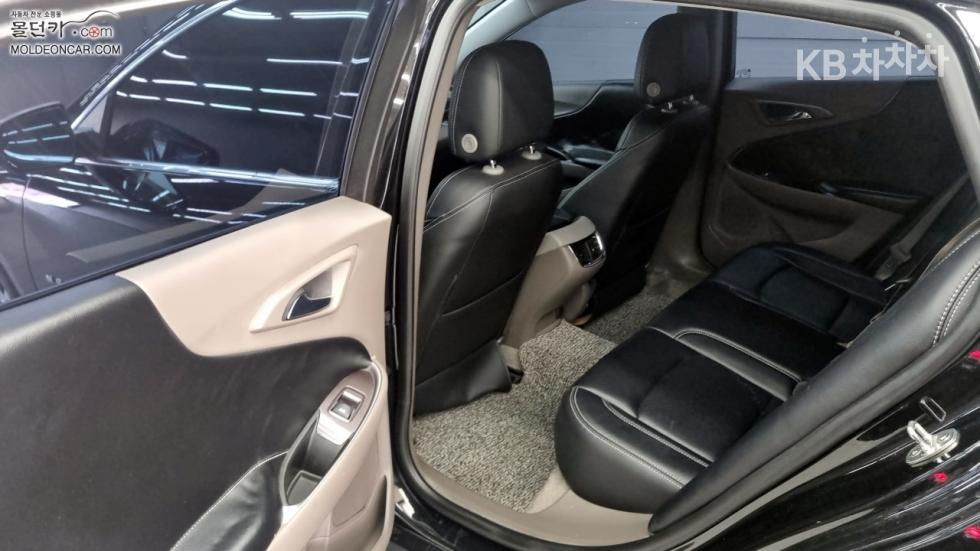 Chevrolet Malibu фото 11