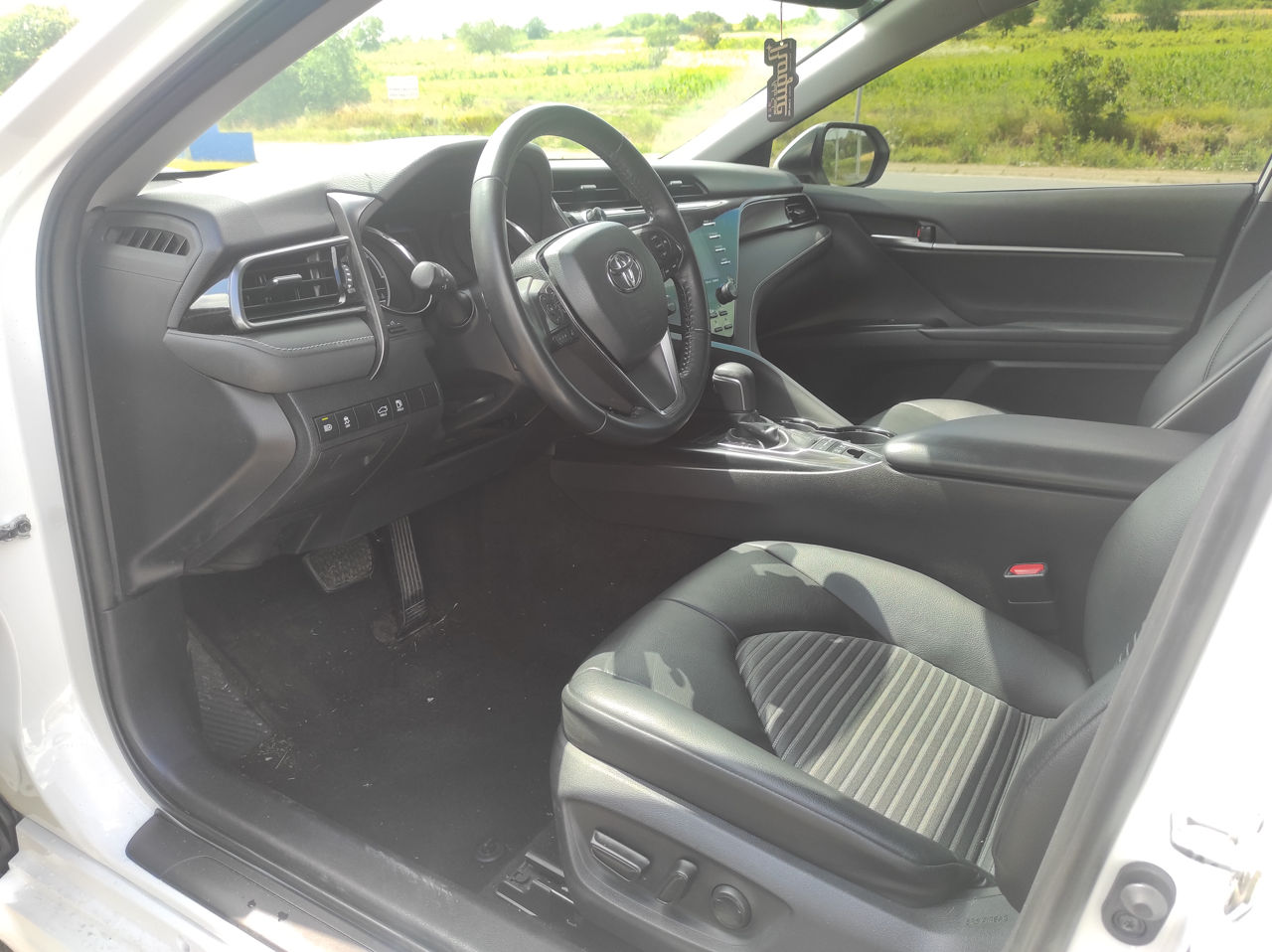Toyota Camry foto 9