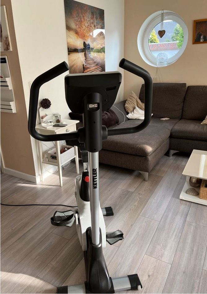 Велотренажер Kettler X3. Bicicleta de exerciții.