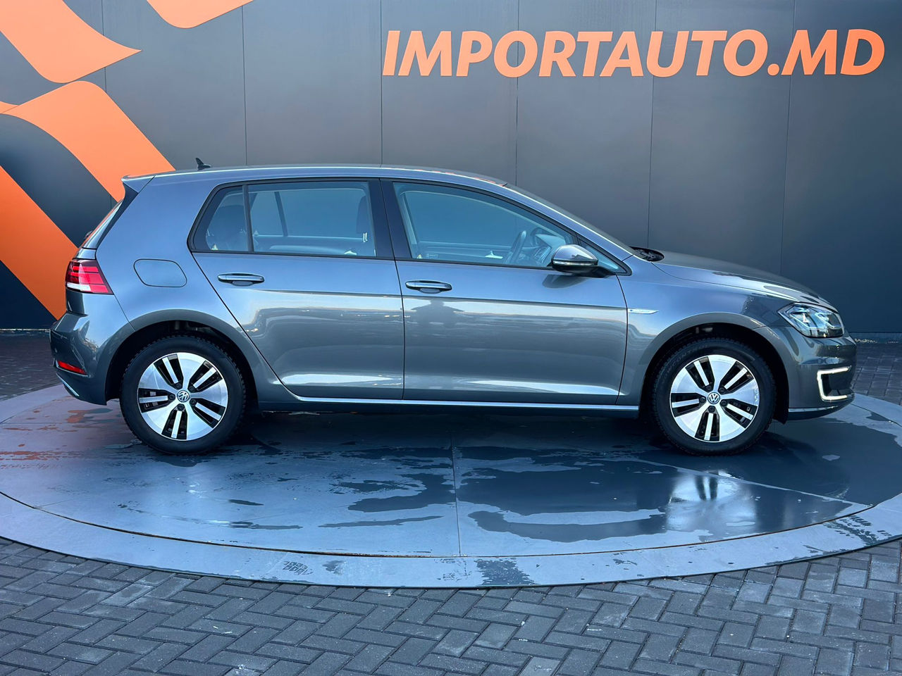 Volkswagen Golf foto 8