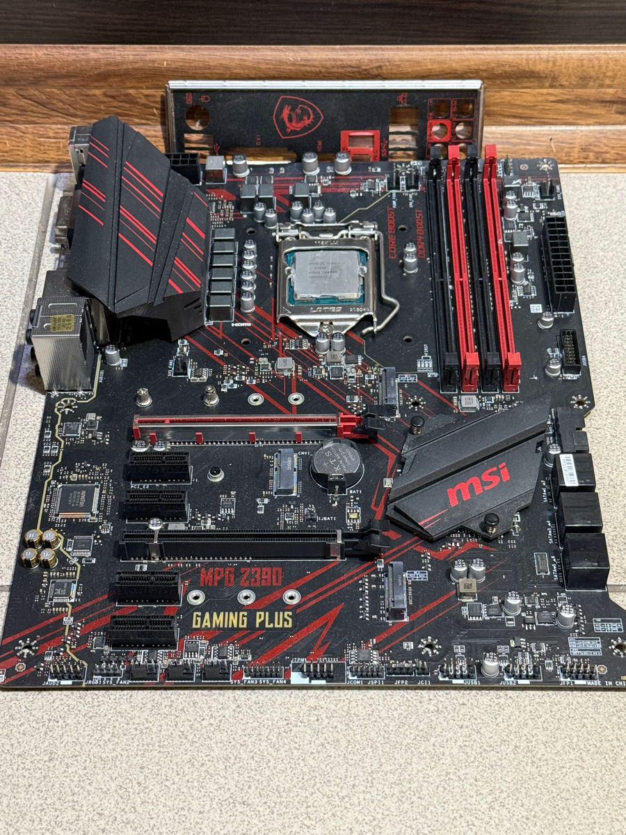 MSI MPG Z390 + Intel Core i7-9700K фото 0