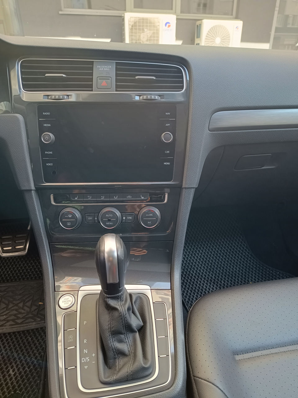 Volkswagen Golf foto 2
