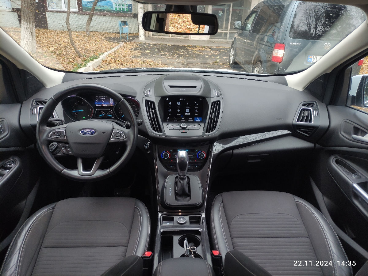 Ford Kuga foto 4