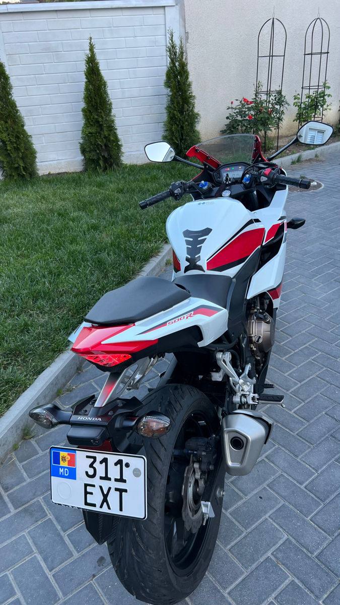 Honda CBR 500R foto 5