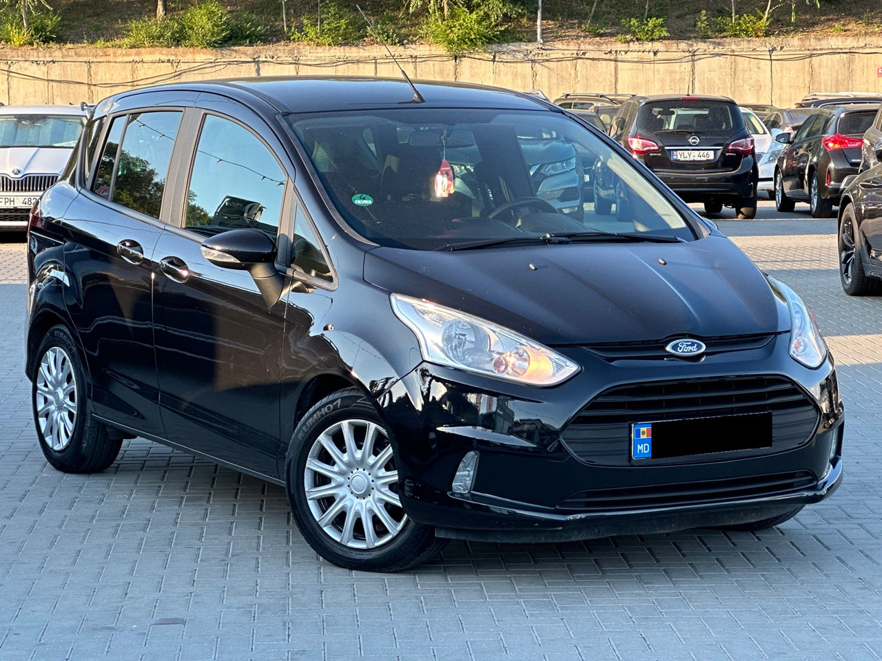 Ford B-Max foto 0