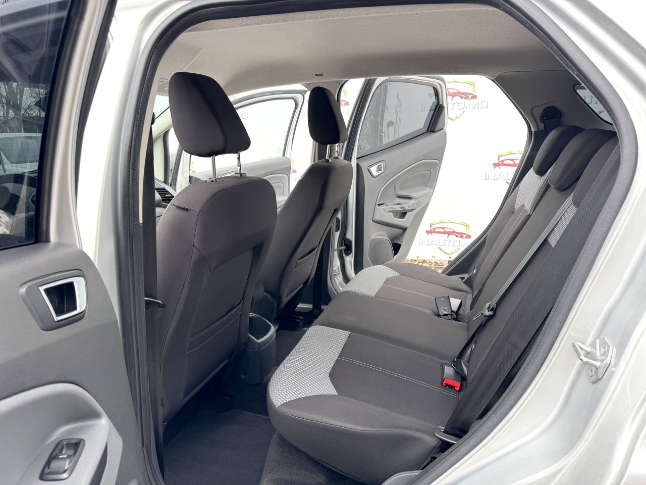 Ford EcoSport foto 17