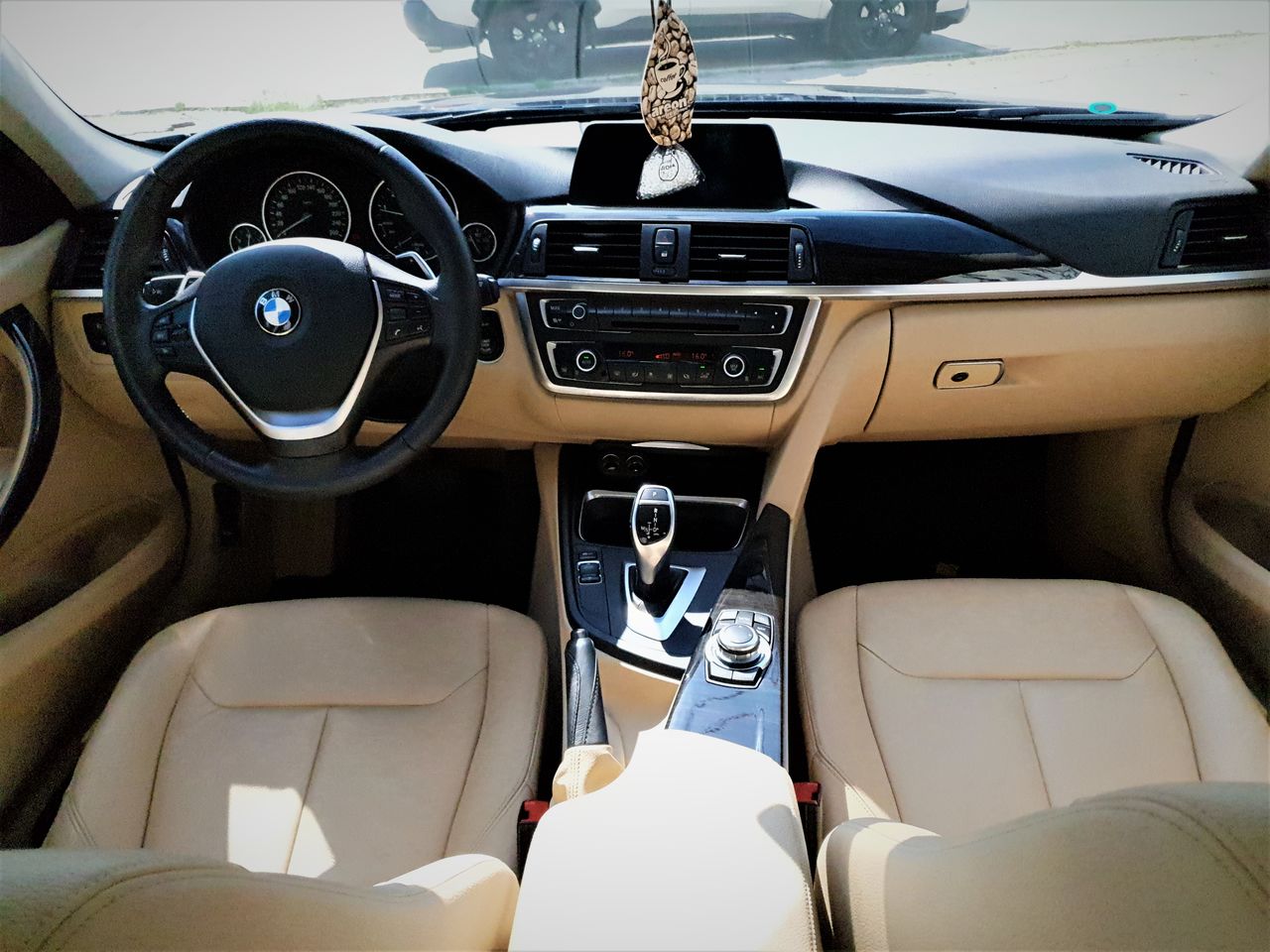 Bmw 320 4x4 2016 chirie auto! rent a car! аренда машин! foto 7