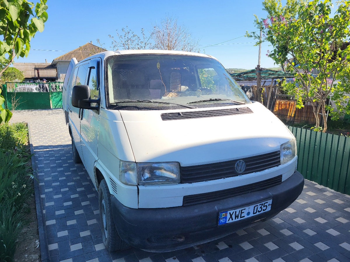 Volkswagen T4 foto 1