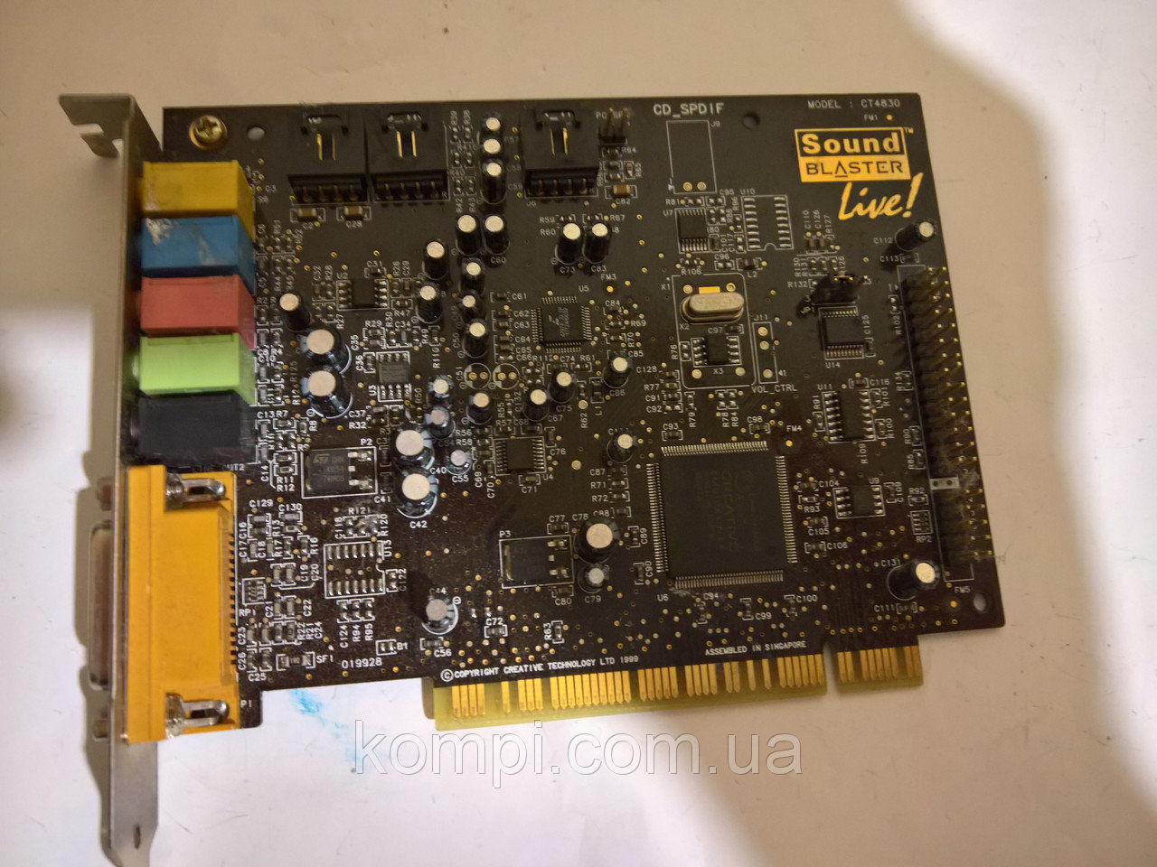 Звуковая карта: "SoundBlaster Live CT-4830"