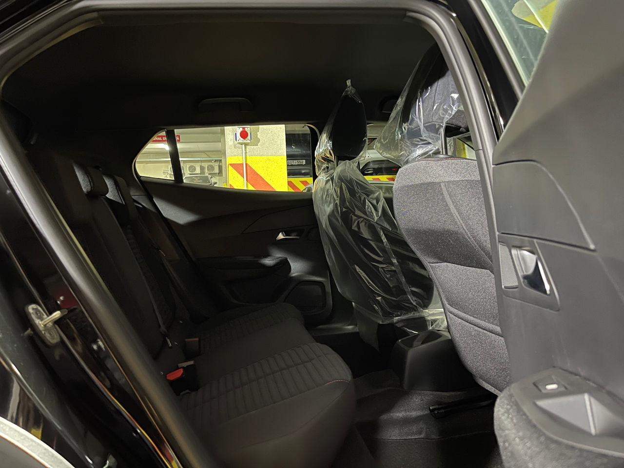 Peugeot 2008 foto 12