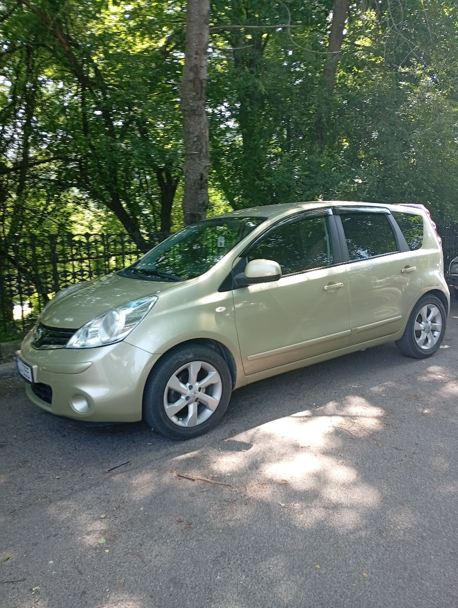 Nissan Note foto 2