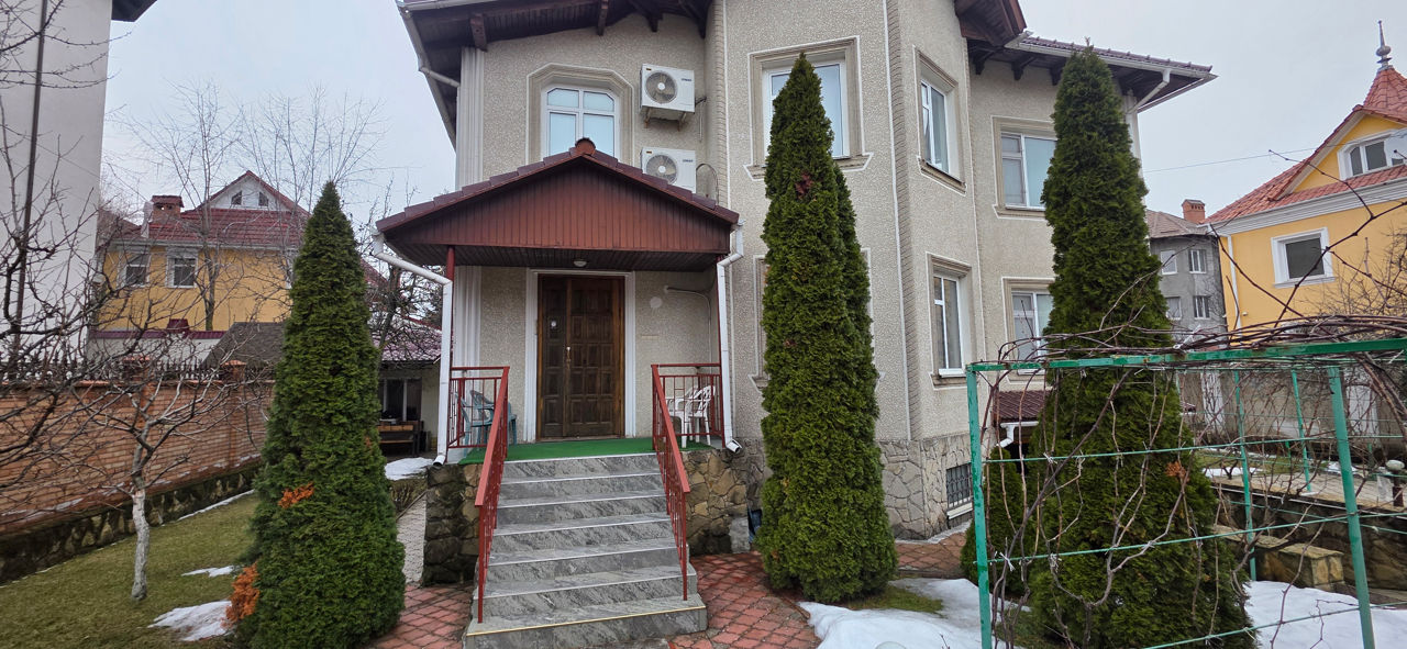 Сдаётся дом в аренду для бизнеса.