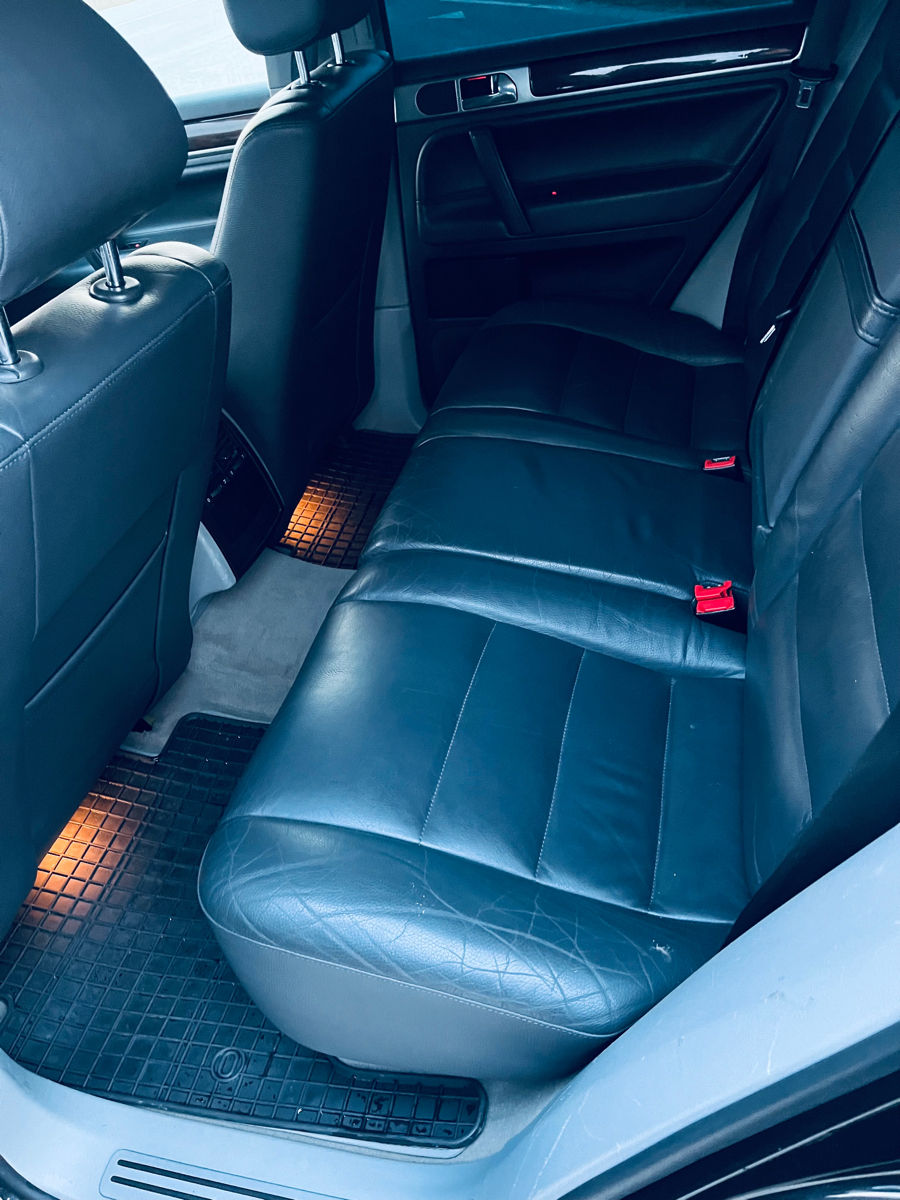 Volkswagen Touareg foto 7