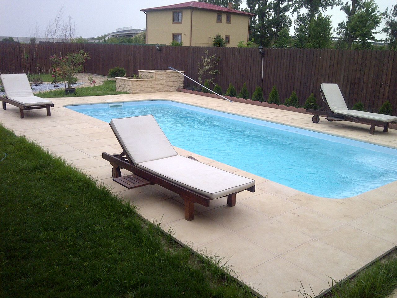 Piscine prefabricate din fibra de sticla foto 3