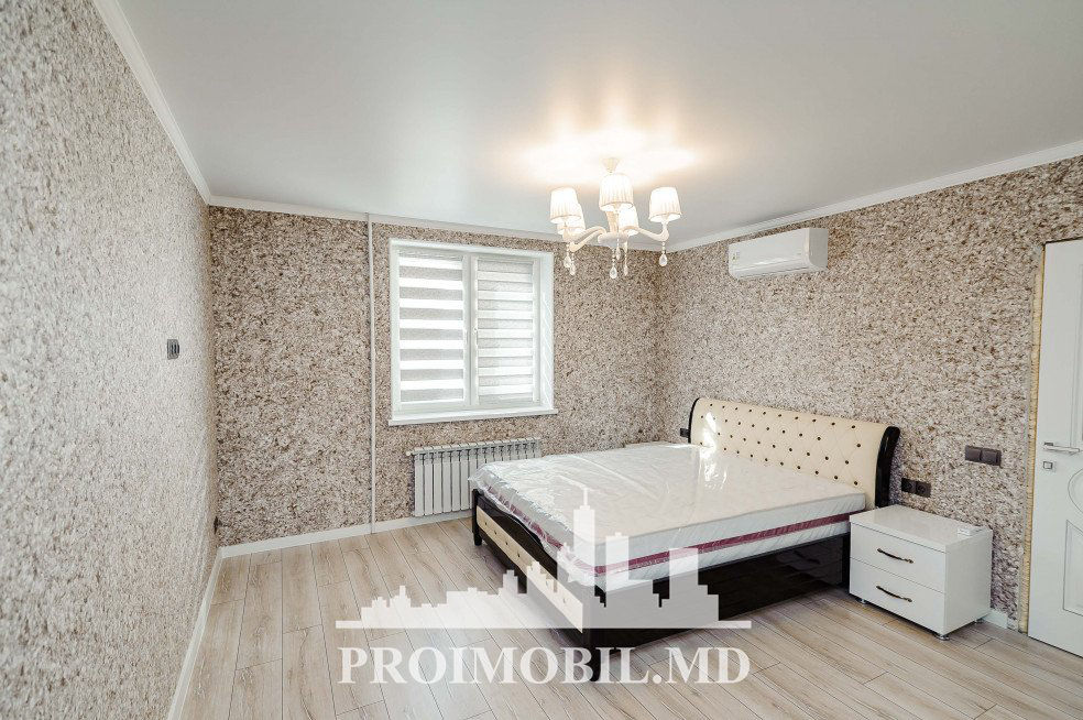 Apartament cu 3 camere, 100 m², Buiucani, Chișinău foto 1