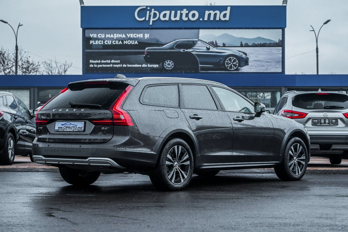 Volvo V90 Cross Country foto 4