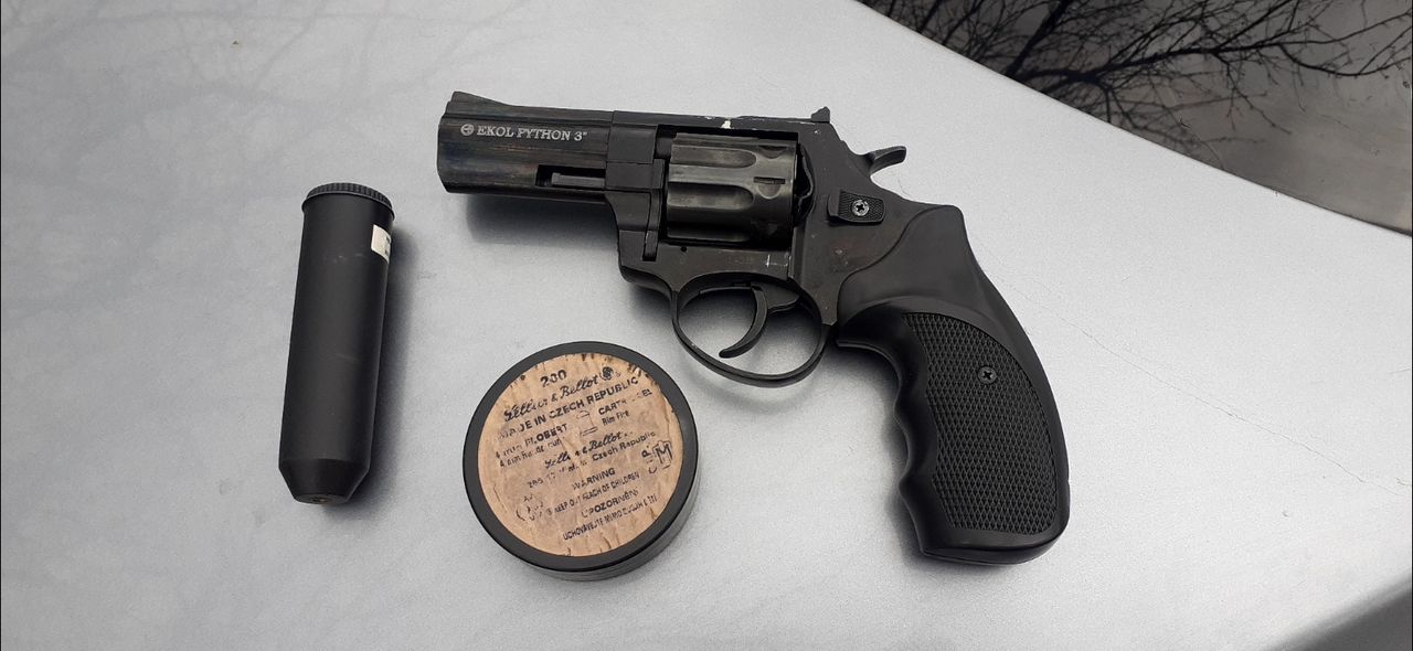 Револьвер flobert 4mm срочно