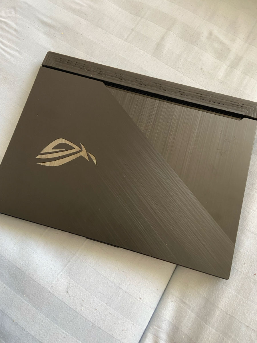 Asus Rog Strix/ Intel Core i5-9300H/ nVidia GeForce RTX 1650 4ГБ