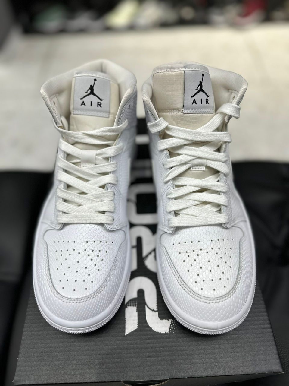 Ghete Air Jordan 1 Mid  Originali foto 2