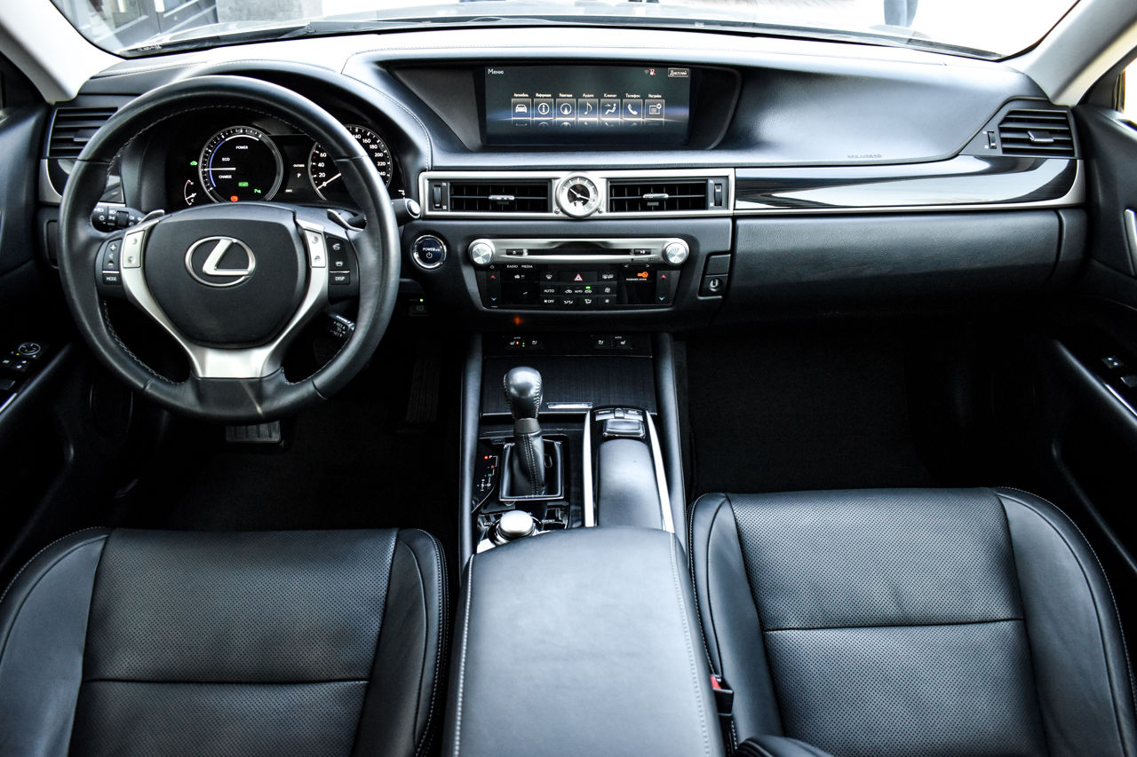 Lexus GS Series фото 7