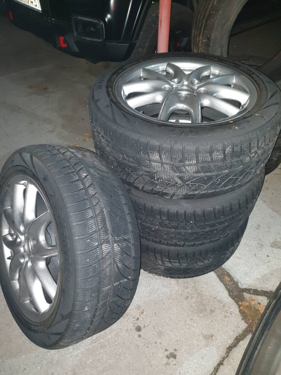 255/50 R19