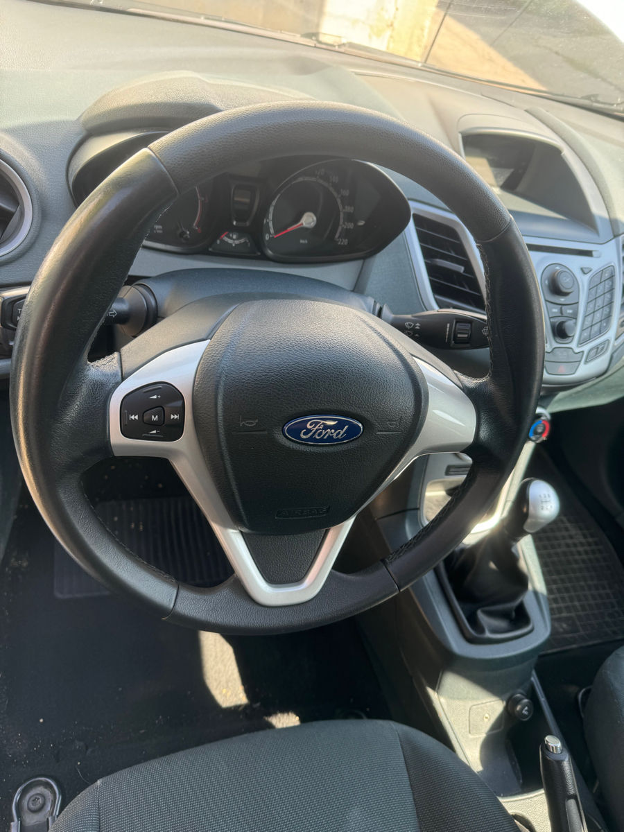 Volan Ford !  Fiesta sau alt model … foto 0