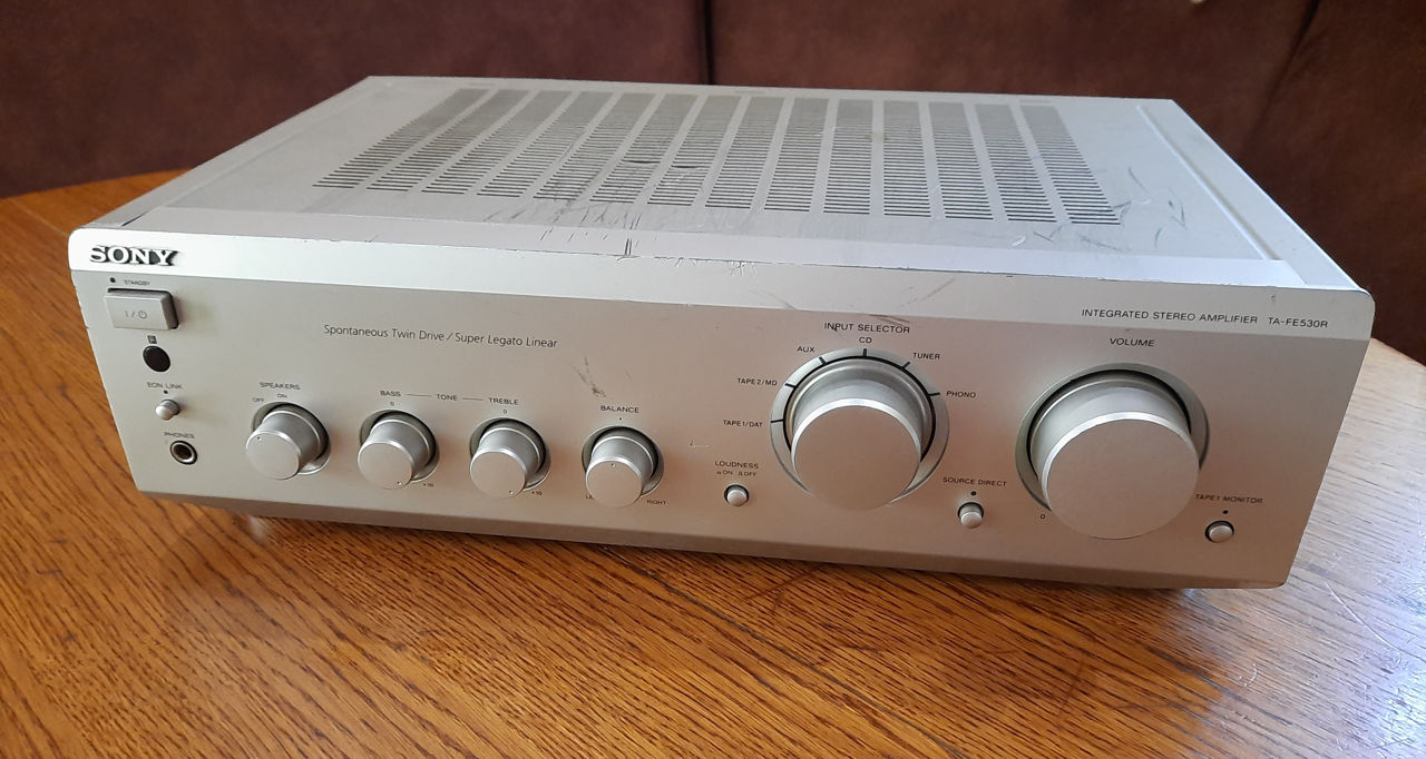 Sony TA-FE530R Amplificator. foto 0