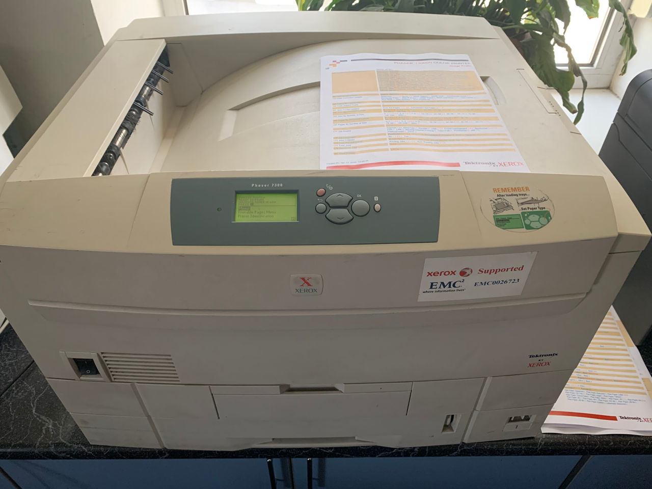 Xerox Phaser 7300/DN Network Color Laser Printer with Duplexer foto 4