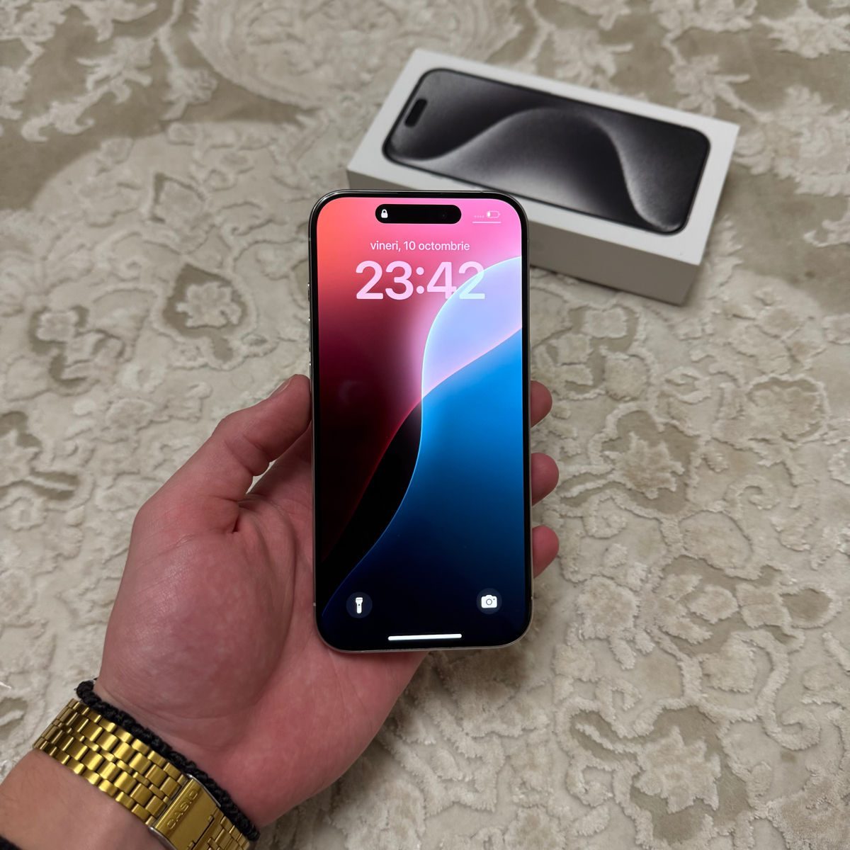 iPhone 15 Pro 128GB White Titanium foto 1