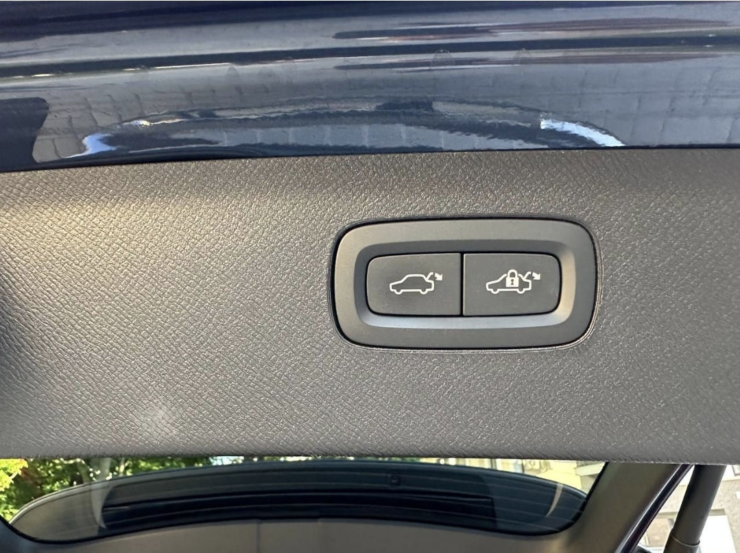 Volvo XC90 foto 13