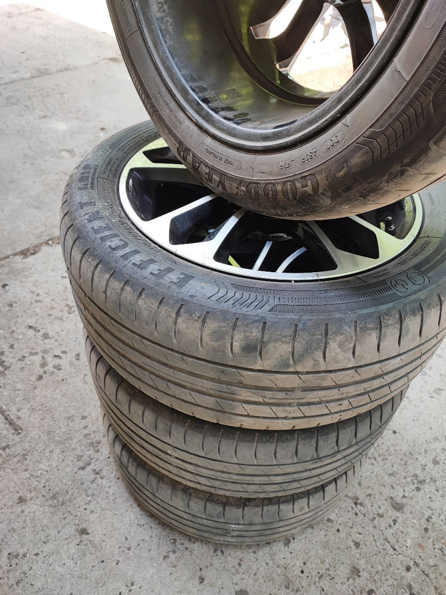 Vw Audi Seat Şkoda Mercedes 5/112/R16 anvelope GoodYear 205/55/r16 ideale aduse din Elvetia. foto 6