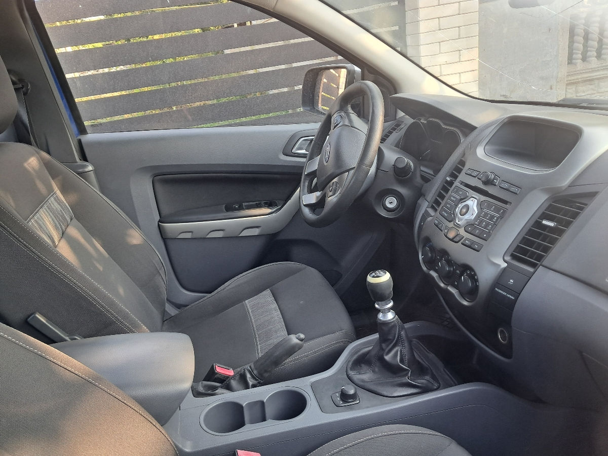 Ford Ranger foto 1
