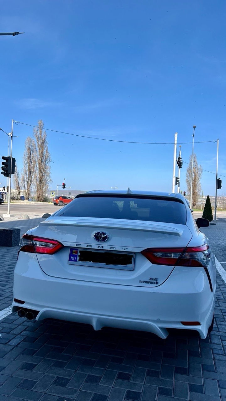 Toyota Camry фото 5