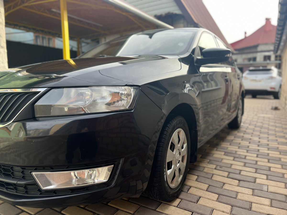 Skoda Rapid фото 2