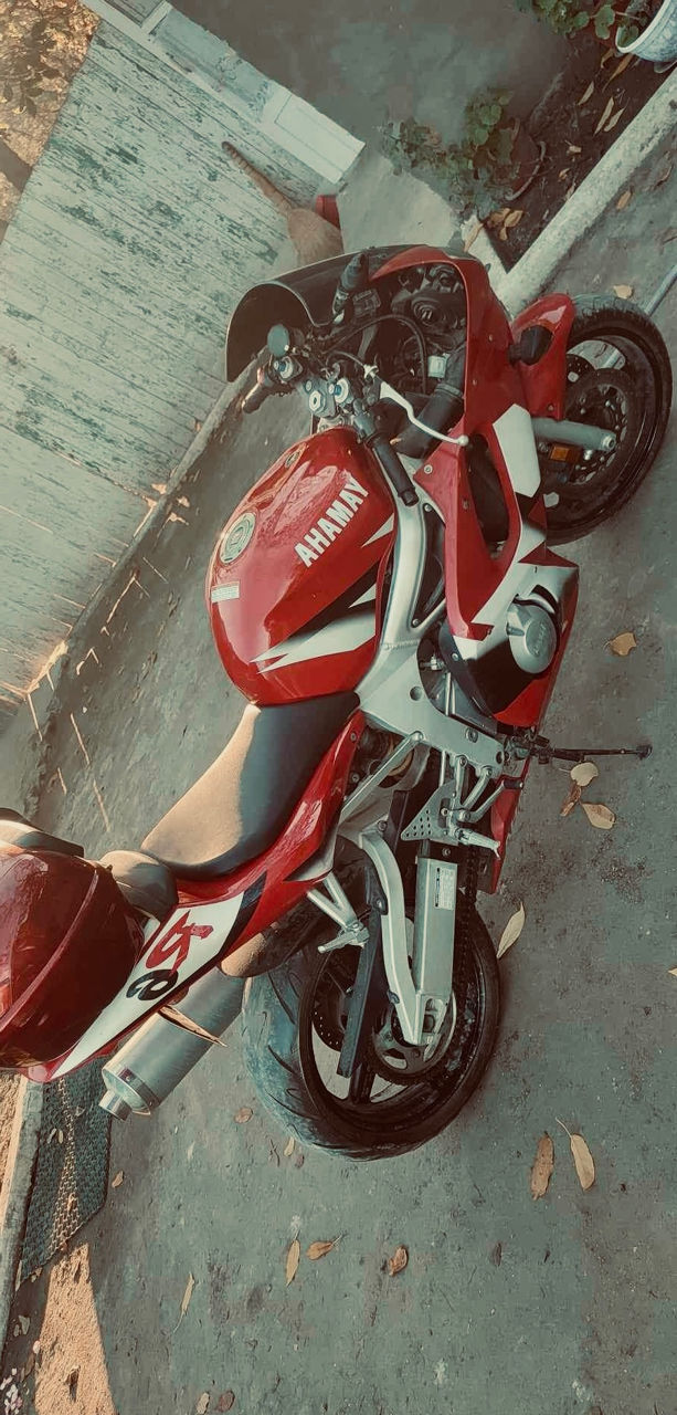 Yamaha R6 фото 8