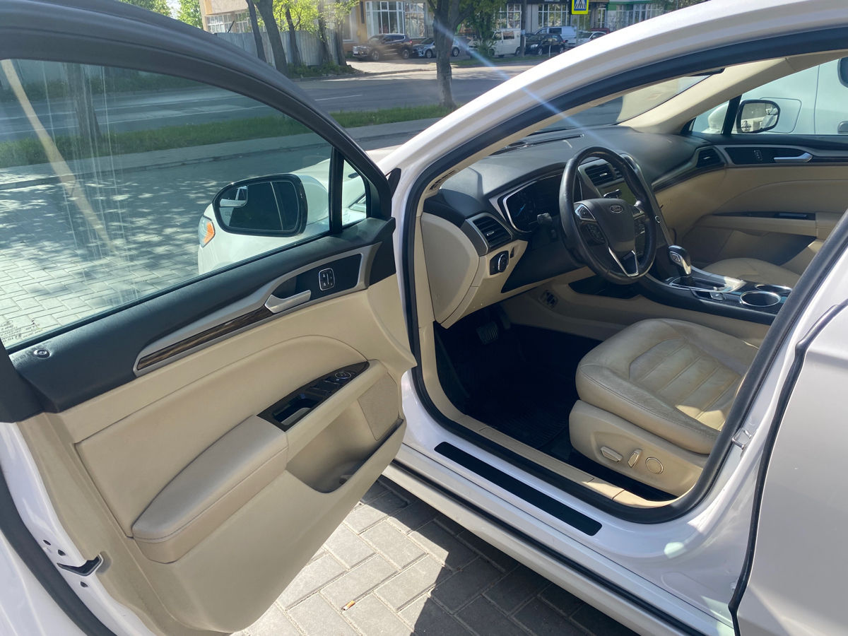 Ford Fusion фото 7