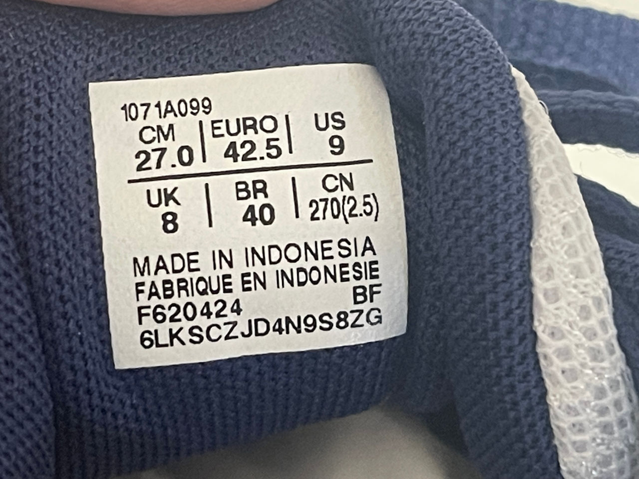 Incaltaminte sport, adidasi tenis de masa foto 3