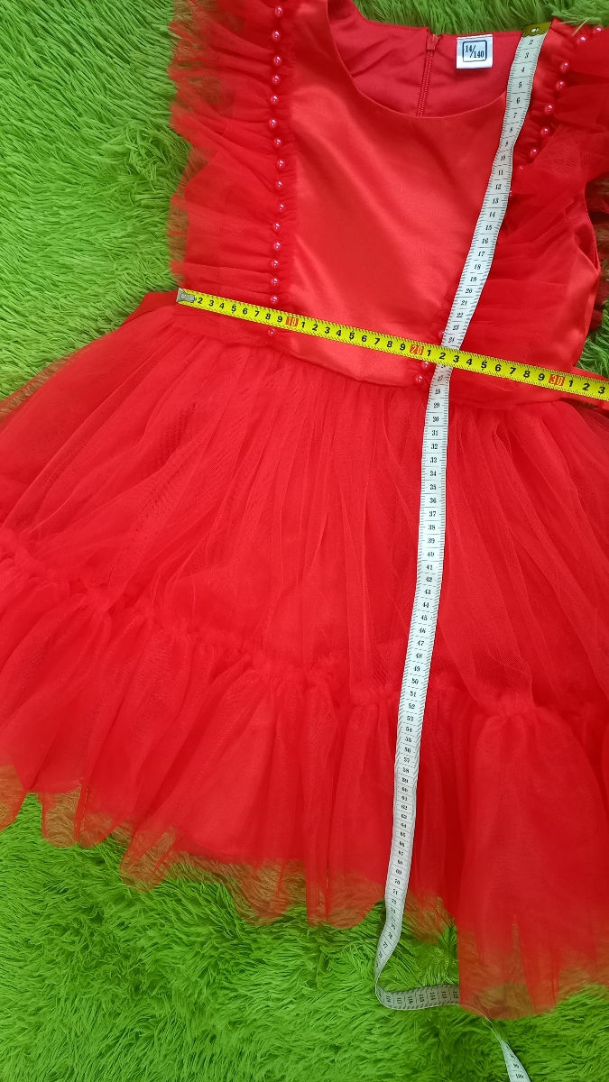 Rochii noi 6-10 ani. Pret mic. Buiucani sau ne intelegem foto 1
