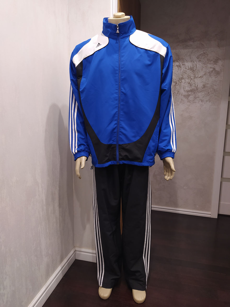 Мужские спортивные костюмы от Adidas  Lotto foto 6