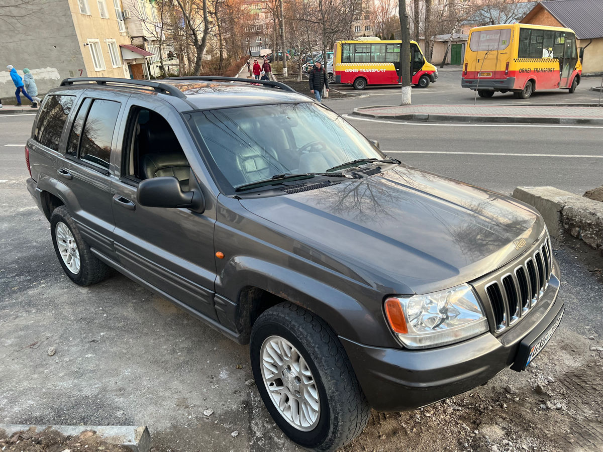 Jeep Cherokee foto 0