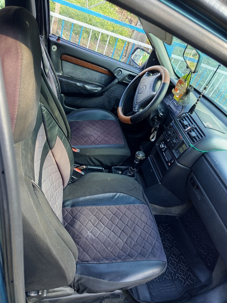 Opel Vectra foto 1