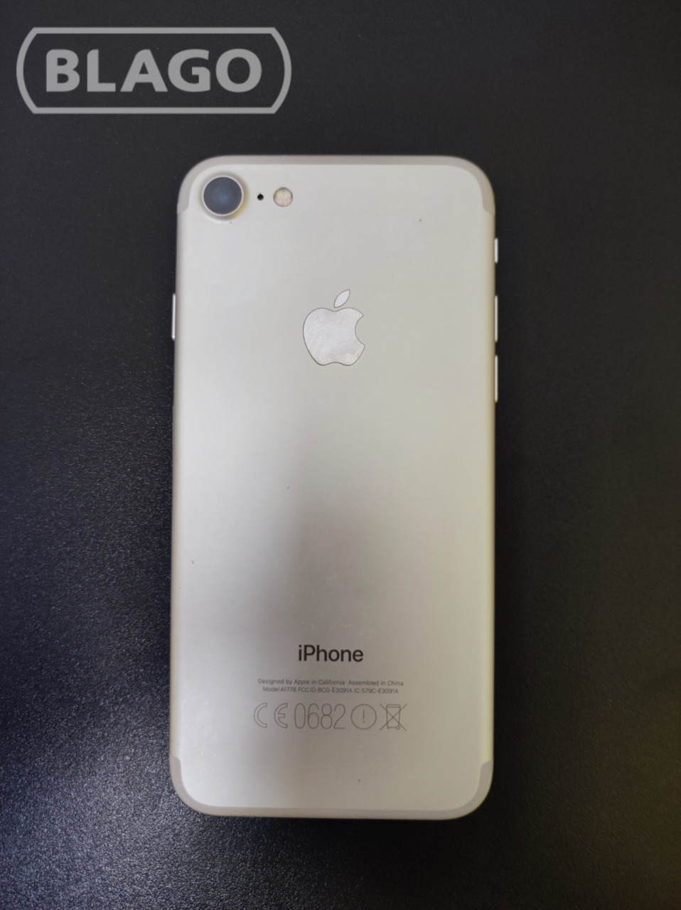 Apple iPhone 7 2/32 GB 2490 lei