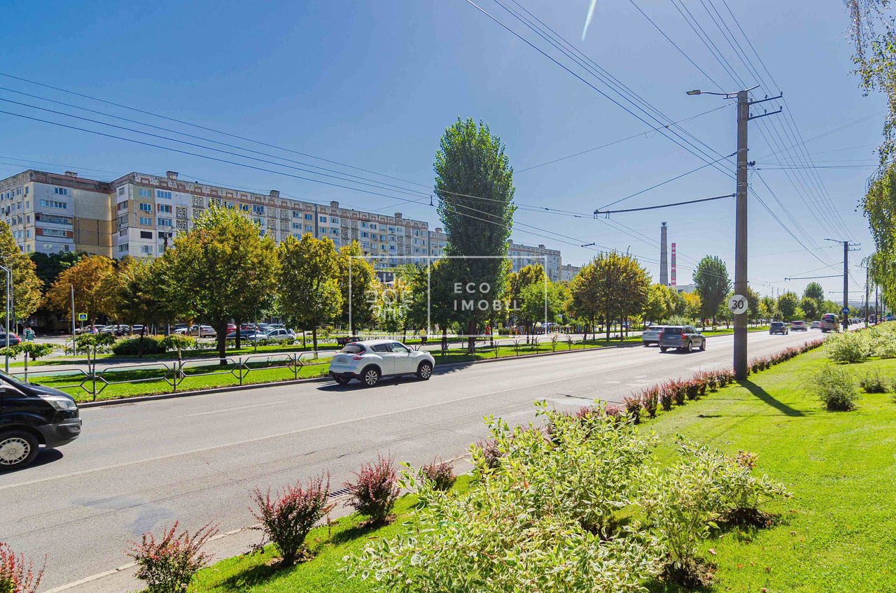 450 m², Spațiu comercial