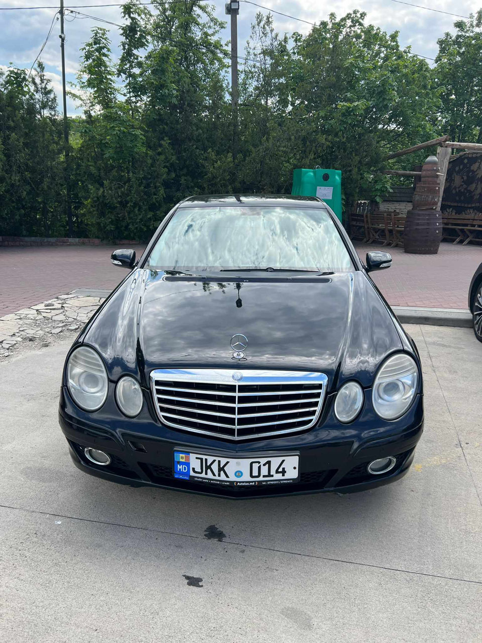 Mercedes E-Class foto 1