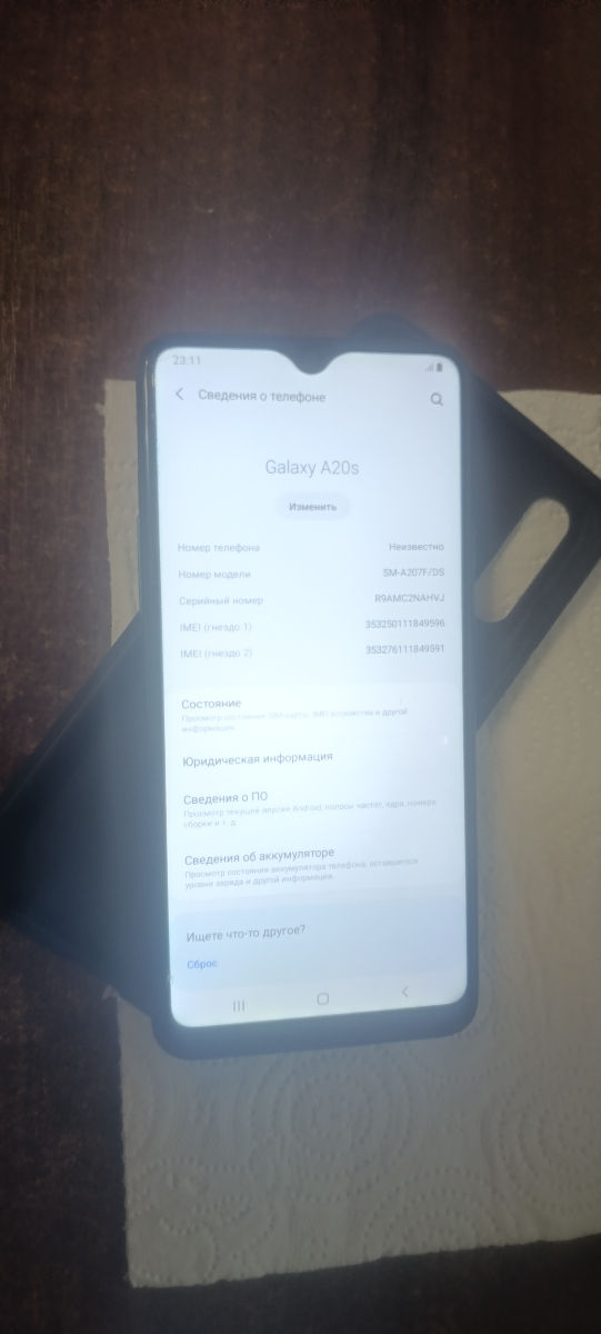 Vând Samsung A20s cu 32 GB și 3 GB RAM. foto 0