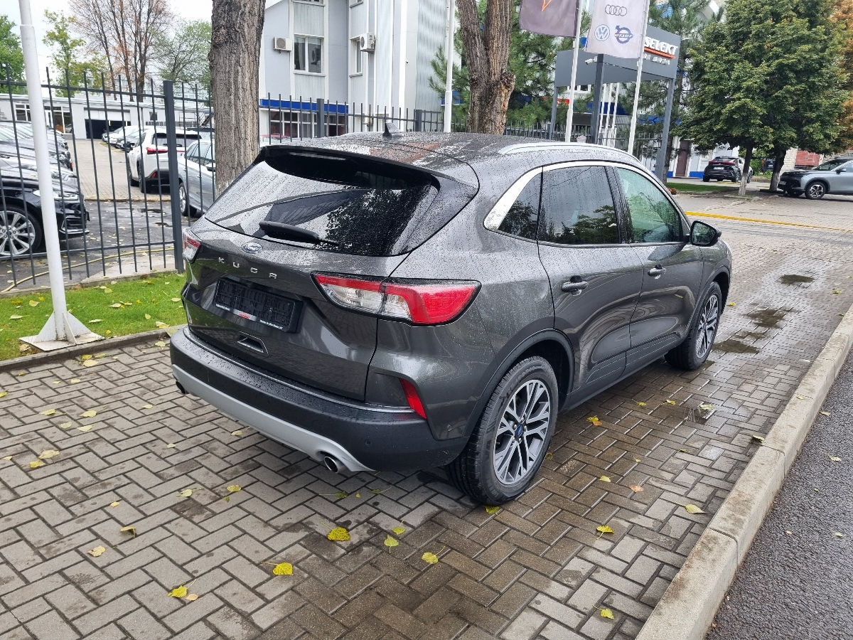 Ford Kuga 2022 photo 4