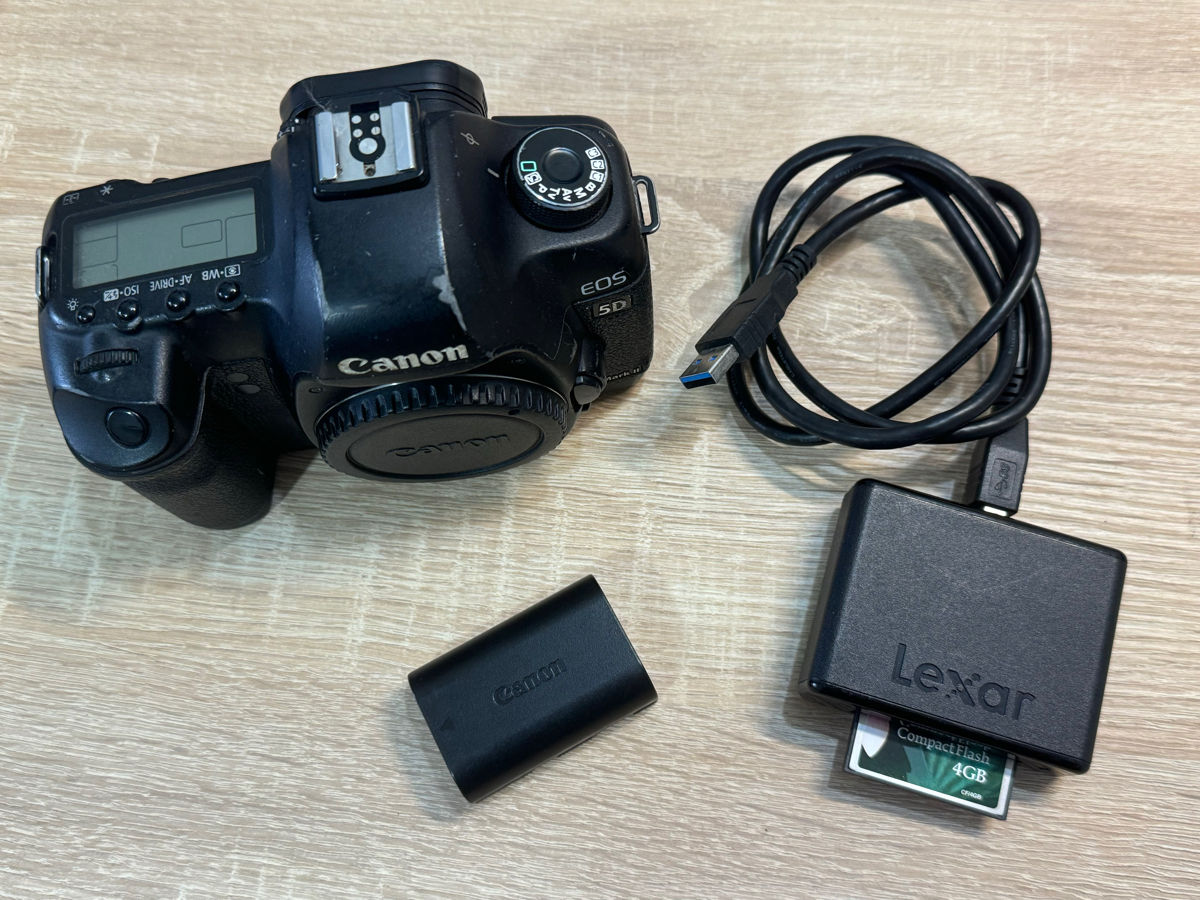 Canon EOS 5D Mark ii фото 4